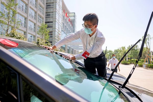 全力以赴，鑄就會務保障的堅實后盾——記黨代會服務保障團隊